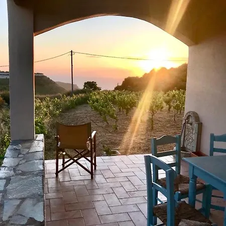 Les Oliviers With Sea View On Petani *