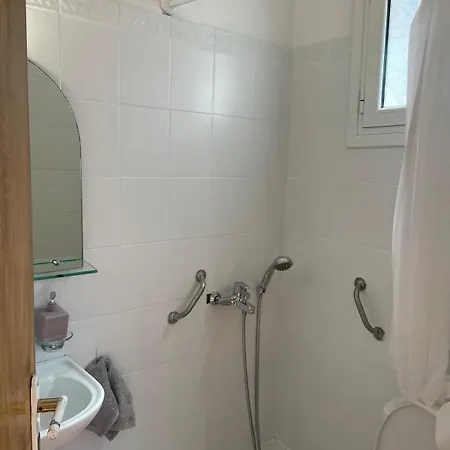 Les Oliviers With Sea View On Petani Holiday home