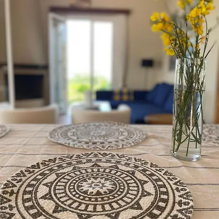 Les Oliviers With Sea View On Petani * Vóvikes